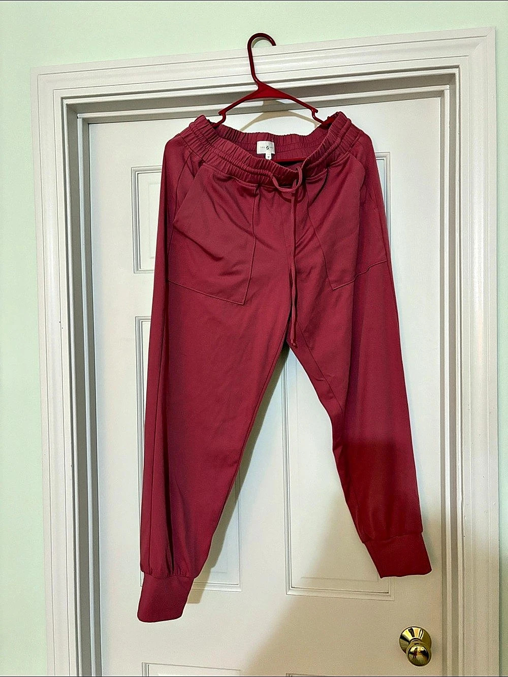 Lou and Grey Women's Jogger Pants in mauve Size Medium Like New